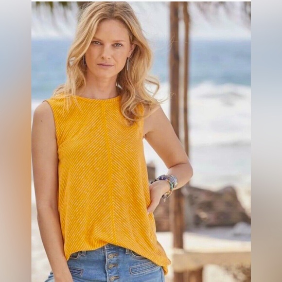 Sundance Tops - Sundance Mary Kate Top in Daffodil Stripe -
Like new!